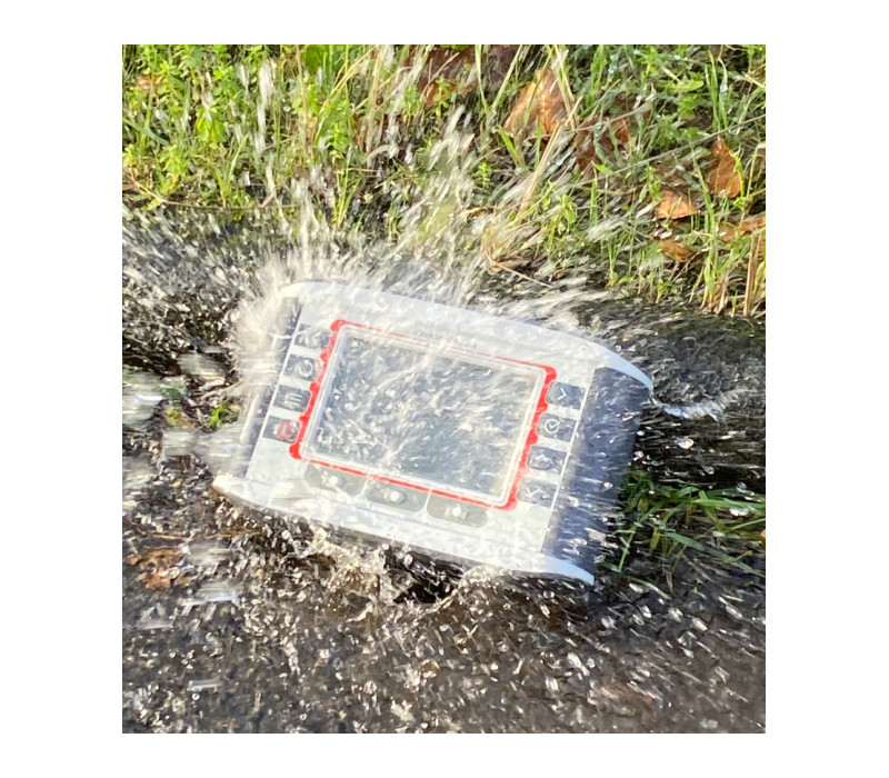Le MiniTest FH est classé IP65, résistant aux éclaboussures et peut être utilisé dans des conditions difficiles