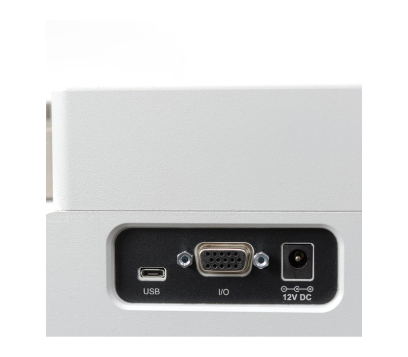 Le WT-205 est alimenté par un adaptateur secteur ou une batterie rechargeable. Les données peuvent être transmises via USB, RS-232, Mitutoyo (Digimatic) et sorties analogiques